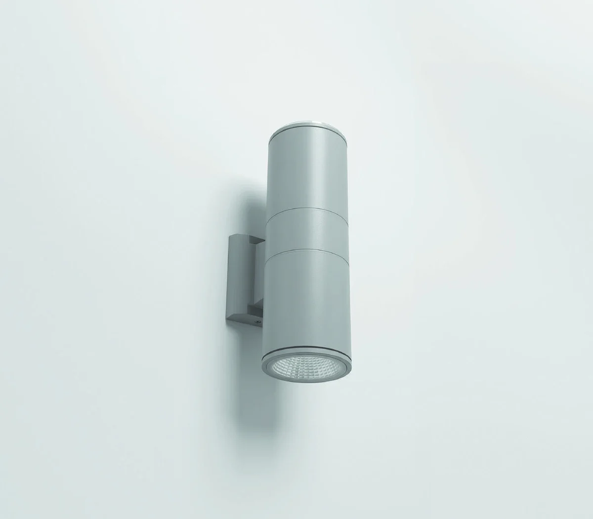 Duple Carv Twin Wall Light
